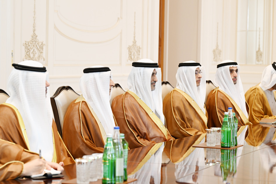 Azərbaycan Prezidenti İlham Əliyev Birləşmiş Ərəb Əmirliklərinin nümayəndə heyətini qəbul edib<font color=red> - FOTOLAR</font>