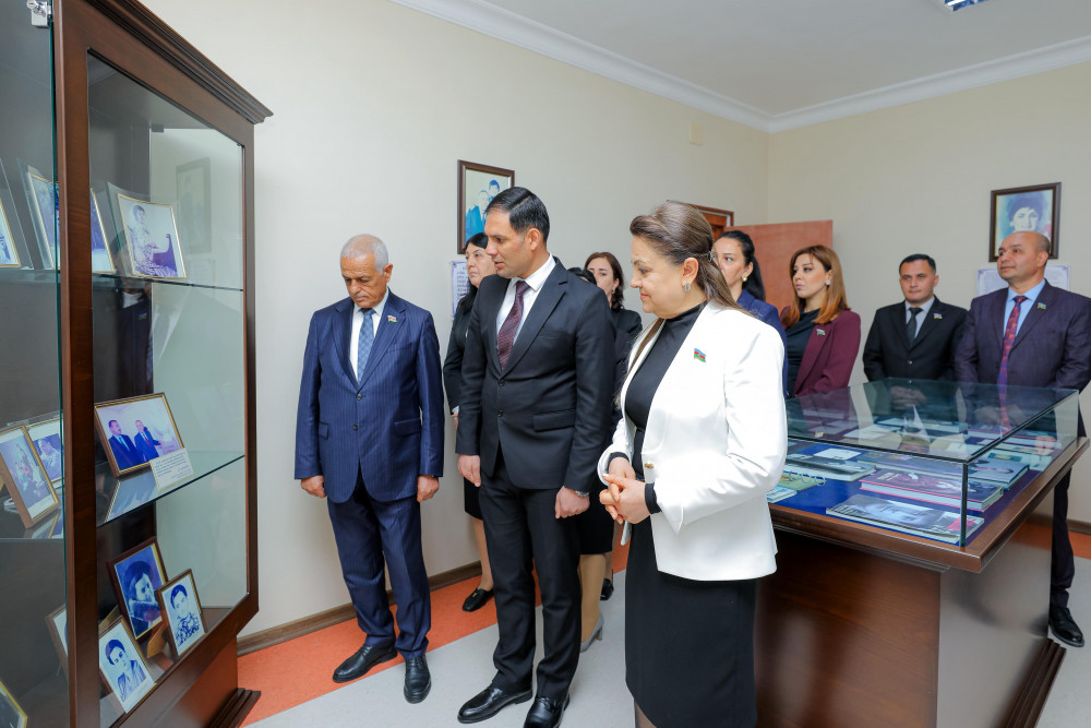 Akademik Zərifə xanım Əliyevanın anadan olmasının 103-cü ildönümü qeyd olunub<font color=red> - FOTOLAR</font>