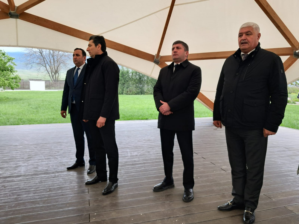 Ağdərənin Aşağı Oratağ kəndinə köçən 6 ailəyə mənzillərinin açarları təqdim olunub<font color=red> - FOTOLAR</font>