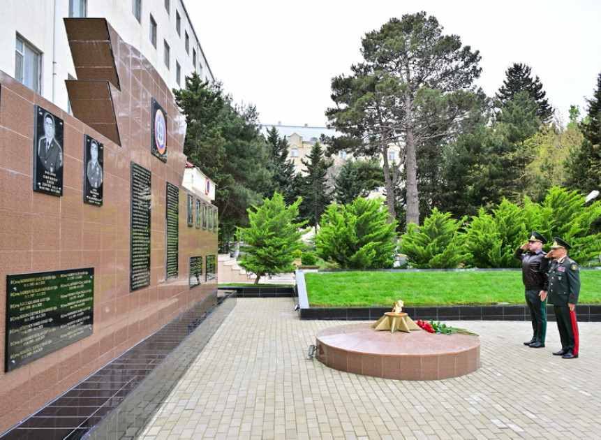 Hərbi prokuror Daxili Qoşunların hərbi hissəsində görüş keçirib<font color=red> - FOTOLAR</font>