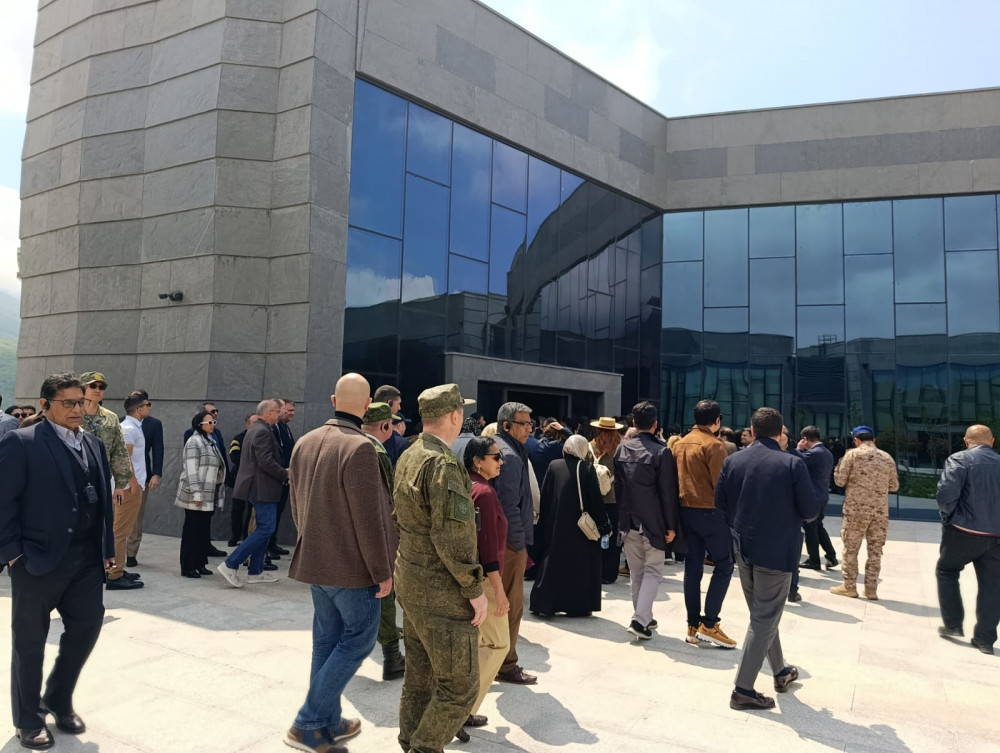 Azərbaycanda akkreditə olunmuş diplomatik korpus nümayəndələri Xocalıya səfər ediblər<font color=red> - FOTOLAR</font>