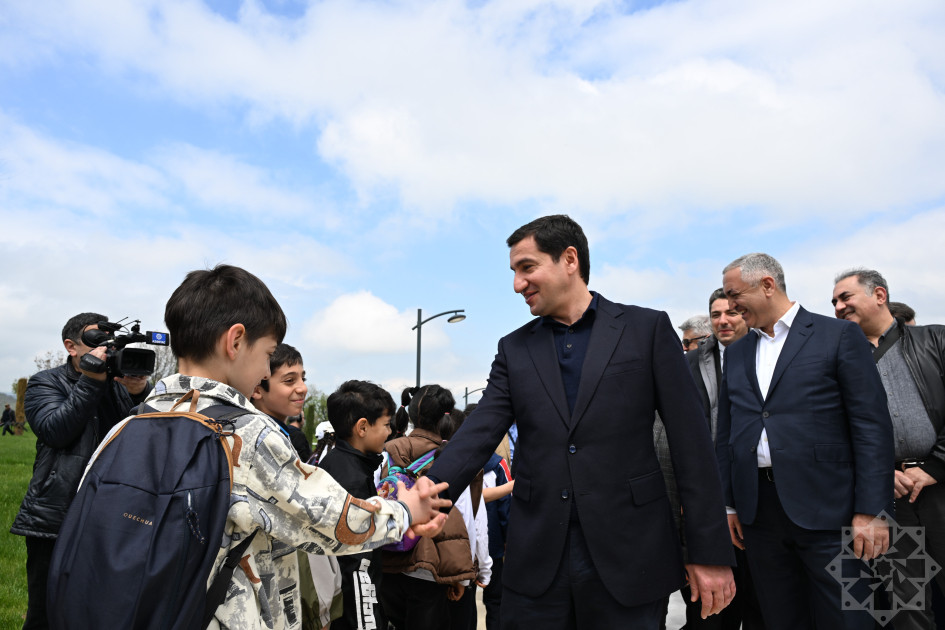 Diplomatik korpusun nümayəndələri Xankəndi Zəfər parkına gəliblər<font color=red> - FOTOLAR</font>