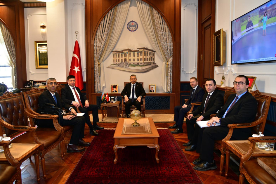 Türk sahibkarlar Azərbaycandakı investisiya imkanları barədə məlumatlandırılıblar<font color=red> - FOTOLAR</font>