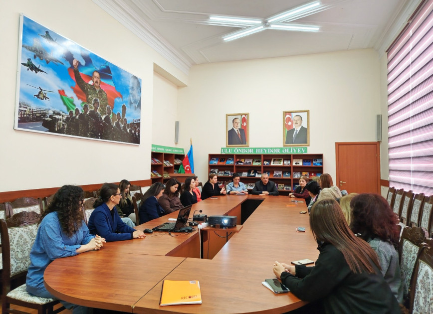 Naxçıvan kitabxanaçıları Respublika Gənclər Kitabxanasında təcrübə mübadiləsi aparıblar<font color=red> - FOTOLAR</font>