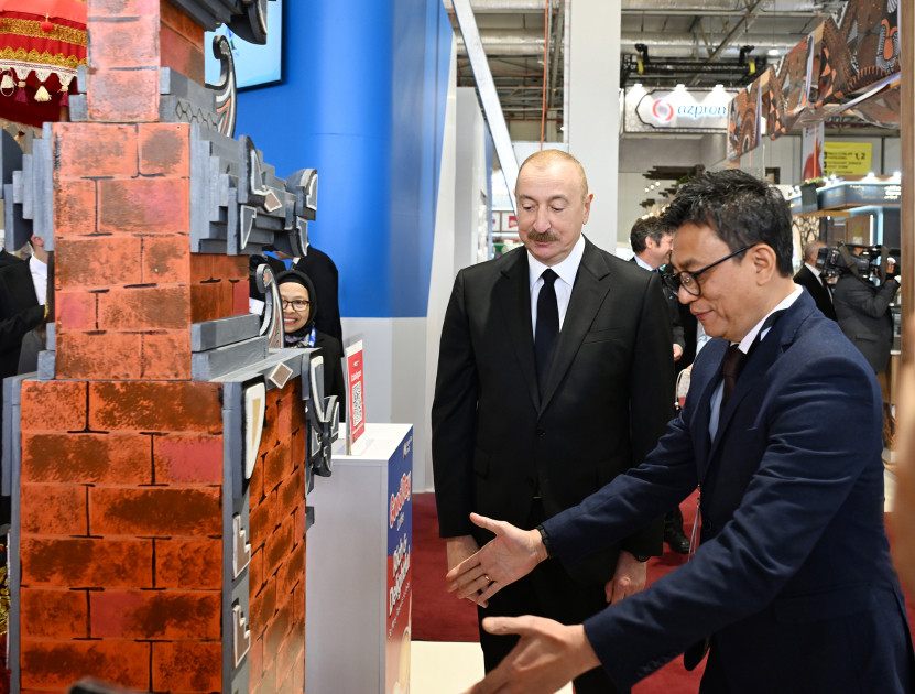 Prezident İlham Əliyev 19-cu “Caspian Agro Week” və 31-ci “InterFood Azerbaijan” sərgiləri ilə tanış olub <font color='red'> - YENİLƏNƏCƏK</font><font color=red> - FOTOLAR</font>