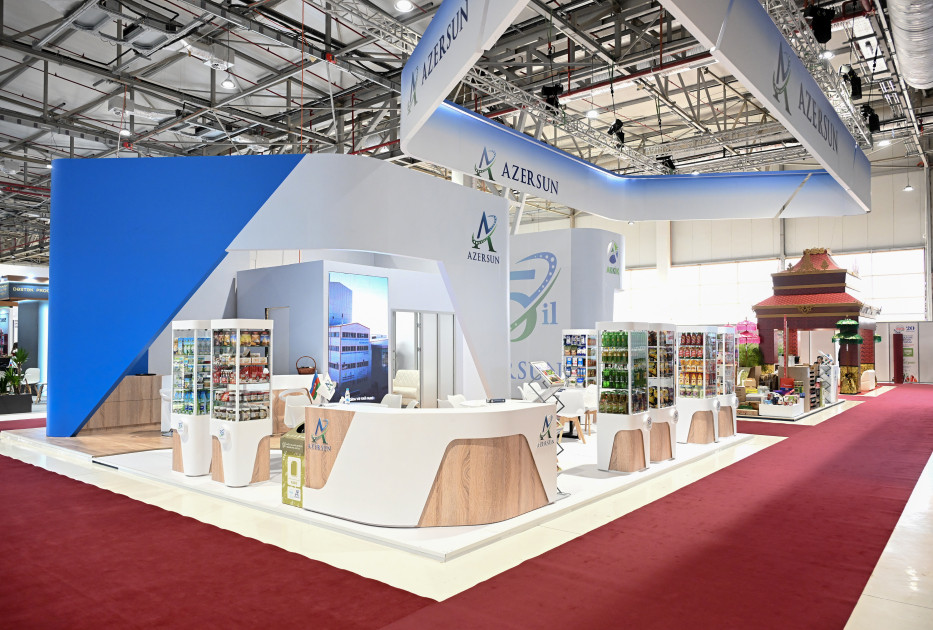 Prezident İlham Əliyev 19-cu “Caspian Agro Week” və 31-ci “InterFood Azerbaijan” sərgiləri ilə tanış olub <font color='red'> - YENİLƏNƏCƏK</font><font color=red> - FOTOLAR</font>