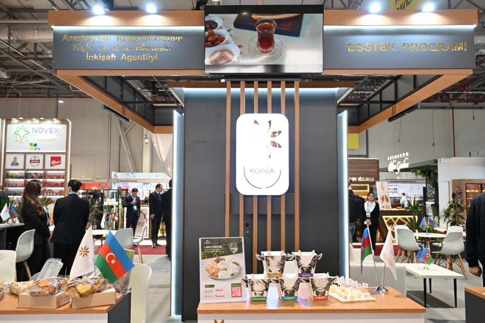 Prezident İlham Əliyev 19-cu “Caspian Agro Week” və 31-ci “InterFood Azerbaijan” sərgiləri ilə tanış olub <font color='red'> - YENİLƏNƏCƏK</font><font color=red> - FOTOLAR</font>