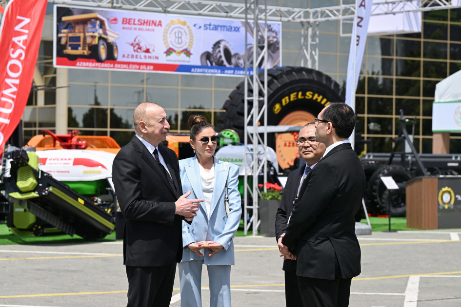 Prezident İlham Əliyev 19-cu “Caspian Agro Week” və 31-ci “InterFood Azerbaijan” sərgiləri ilə tanış olub <font color='red'> - YENİLƏNƏCƏK</font><font color=red> - FOTOLAR</font>
