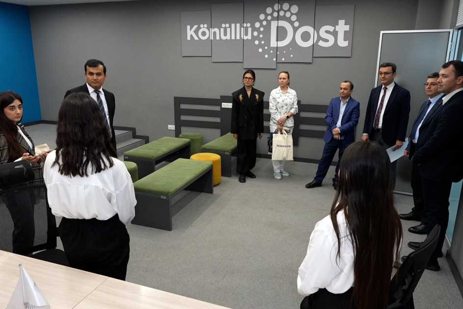 Özbəkistan nümayəndə heyəti DOST Agentliyinin fəaliyyəti ilə tanış olub<font color=red> - FOTOLAR</font>