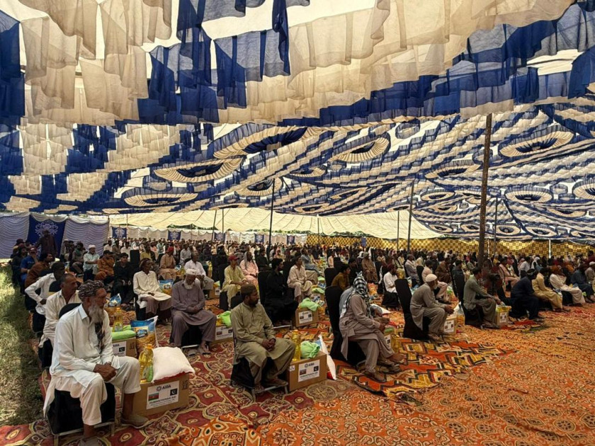 Azərbaycan Pakistanda daşqınlardan zərərçəkənlərə humanitar yardım göstərib<font color=red> - FOTOLAR</font>