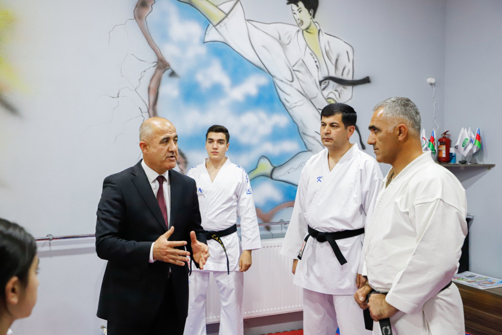 Məcid Seyidov İstanbulda keçirilən karate turnirinin mükafatçıları ilə görüşüb<font color=red> - FOTOLAR</font>