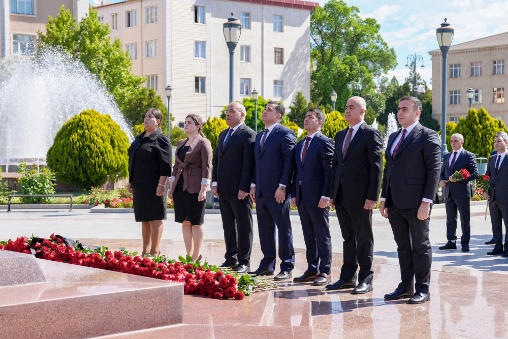 Naxçıvanda Ümummilli Lider Heydər Əliyevin anadan olmasının 103-cü ildönümü qeyd edilib<font color=red> - FOTOLAR</font>