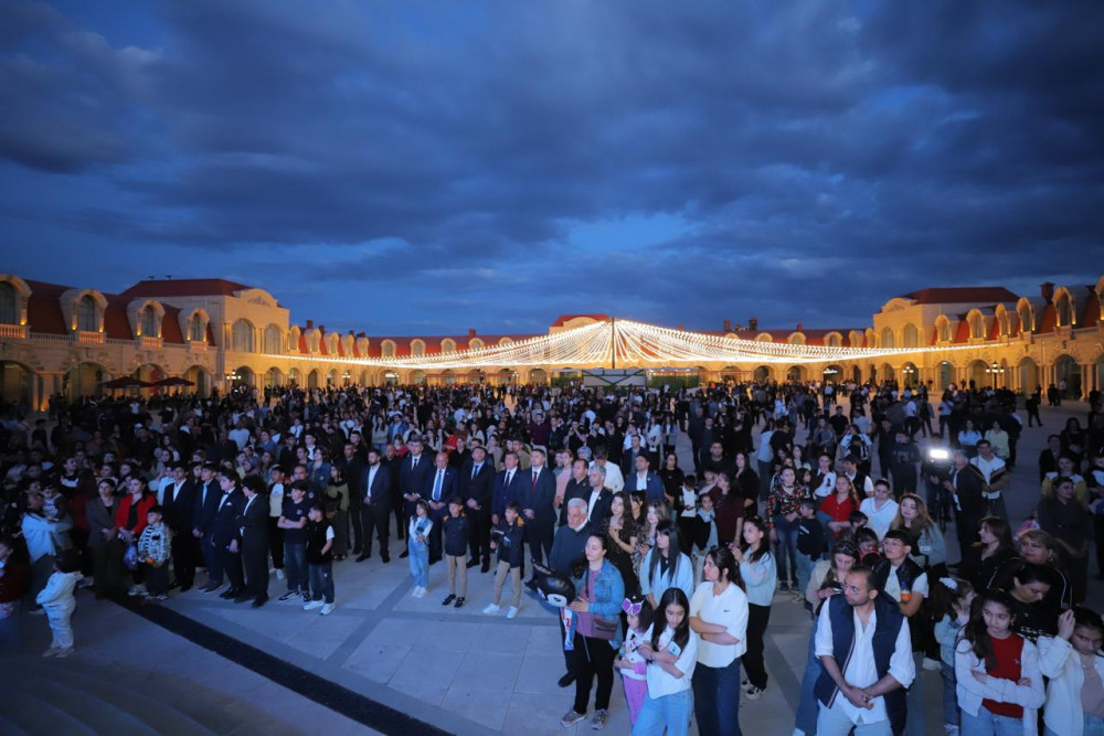 Naxçıvanda Ümummilli Lider Heydər Əliyevin xatirəsinə həsr olunmuş  konsert keçirilib<font color=red> - FOTOLAR</font>