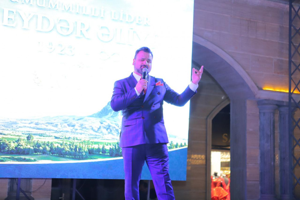 Naxçıvanda Ümummilli Lider Heydər Əliyevin xatirəsinə həsr olunmuş  konsert keçirilib<font color=red> - FOTOLAR</font>