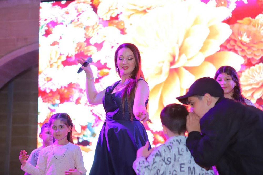 Naxçıvanda Ümummilli Lider Heydər Əliyevin xatirəsinə həsr olunmuş  konsert keçirilib<font color=red> - FOTOLAR</font>