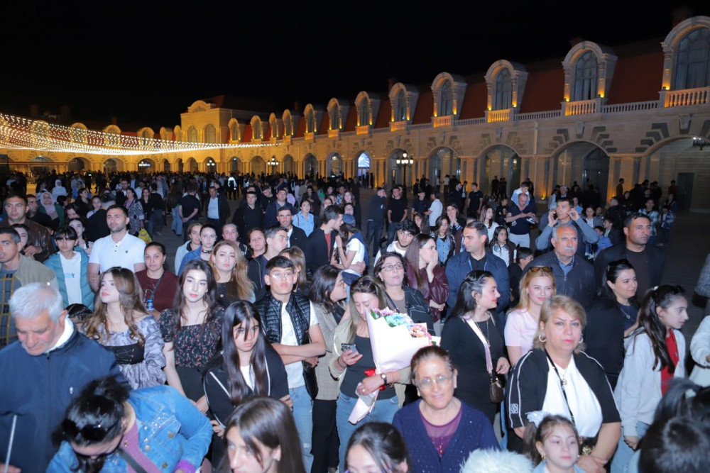 Naxçıvanda Ümummilli Lider Heydər Əliyevin xatirəsinə həsr olunmuş  konsert keçirilib<font color=red> - FOTOLAR</font>