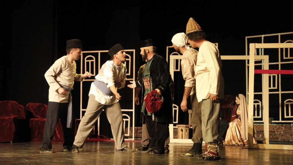 Naxçıvanda keçirilən “Şərqin qapısı” teatr festivalı yekunlaşıb<font color=red> - FOTOLAR</font>