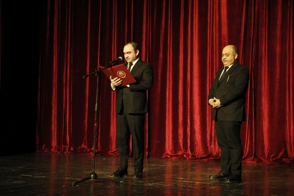 Naxçıvanda keçirilən “Şərqin qapısı” teatr festivalı yekunlaşıb<font color=red> - FOTOLAR</font>