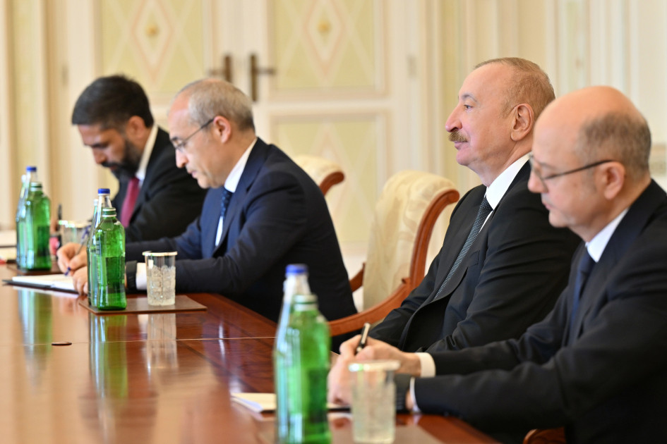 Prezident İlham Əliyev bp şirkətinin baş icraçı direktorunu qəbul edib<font color=red> - FOTOLAR</font>