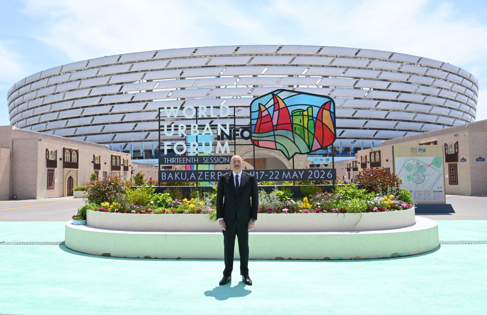Prezident İlham Əliyev Bakı Olimpiya Stadionunun ərazisində WUF13 ilə bağlı görülən işlərlə tanış olub<font color=red> - FOTOLAR</font>