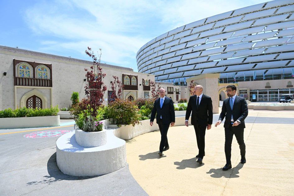 Prezident İlham Əliyev Bakı Olimpiya Stadionunun ərazisində WUF13 ilə bağlı görülən işlərlə tanış olub<font color=red> - FOTOLAR</font>