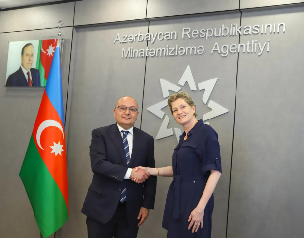 Azərbaycan və Niderland arasında mina təhlükəsi ilə mübarizə sahəsində əməkdaşlıq müzakirə olunub<font color=red> - FOTOLAR</font>