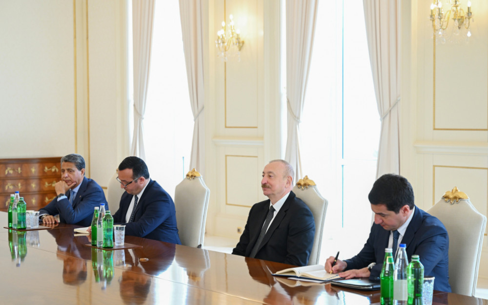 Prezident İlham Əliyev Slovakiya Milli Şurası sədrinin başçılıq etdiyi nümayəndə heyətini qəbul edib<font color=red> - FOTOLAR</font>