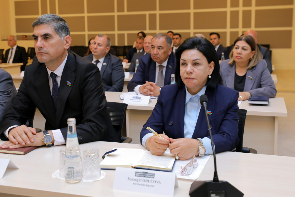 Ali Məclisin növbəti  plenar iclası keçirilib<font color=red> - FOTOLAR</font>