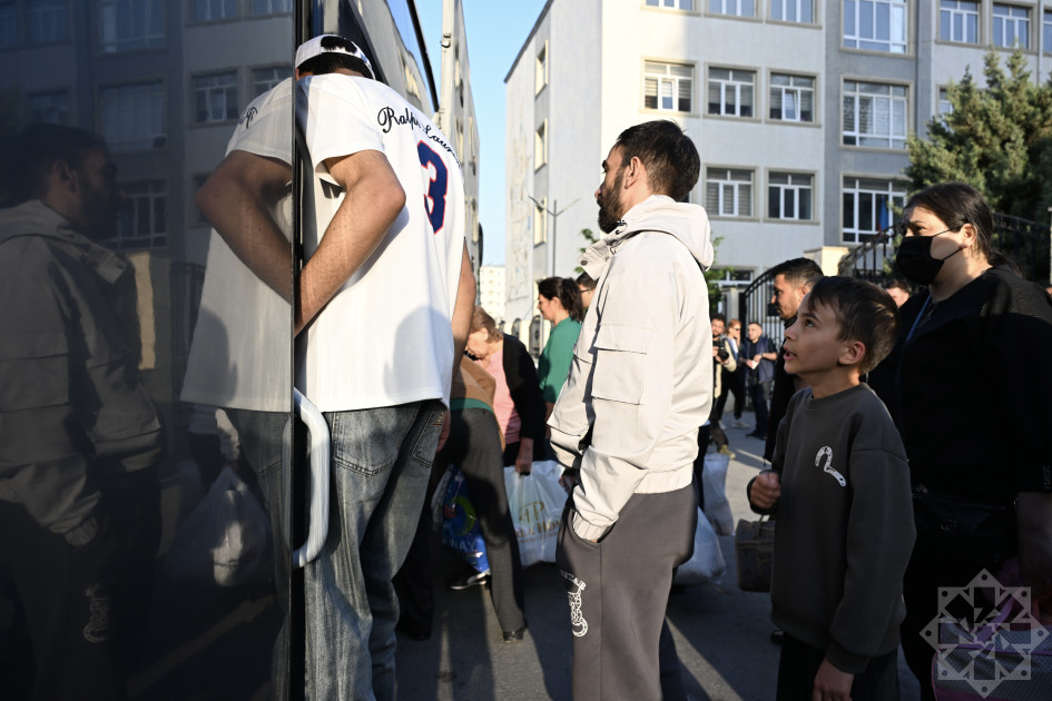 Zəngilan şəhərinə və Cəbrayıl rayonunun Şükürbəyli kəndinə növbəti köç yola salınıb<font color=red> - FOTOLAR</font>