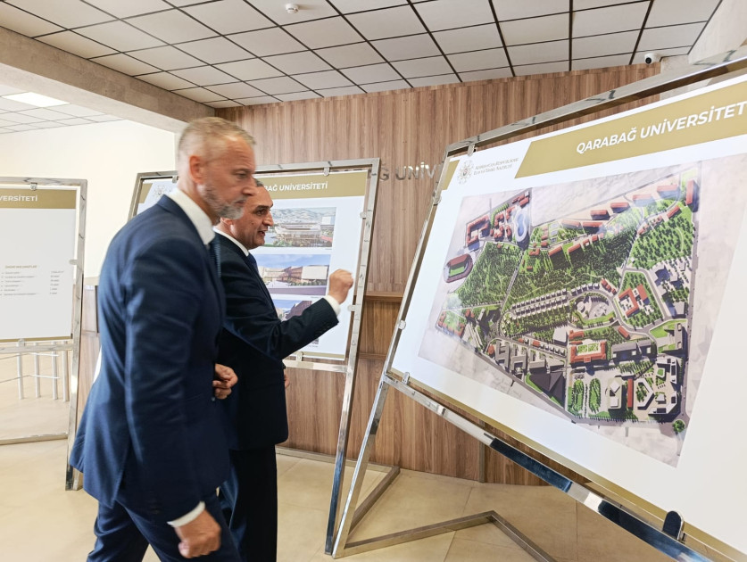 Slovakiya Milli Şurası sədrinin başçılıq etdiyi nümayəndə heyəti Xankəndidə quruculuq işləri ilə tanış olub<font color=red> - FOTOLAR</font>