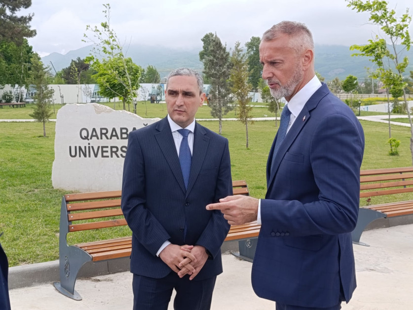 Slovakiya Milli Şurası sədrinin başçılıq etdiyi nümayəndə heyəti Xankəndidə quruculuq işləri ilə tanış olub<font color=red> - FOTOLAR</font>