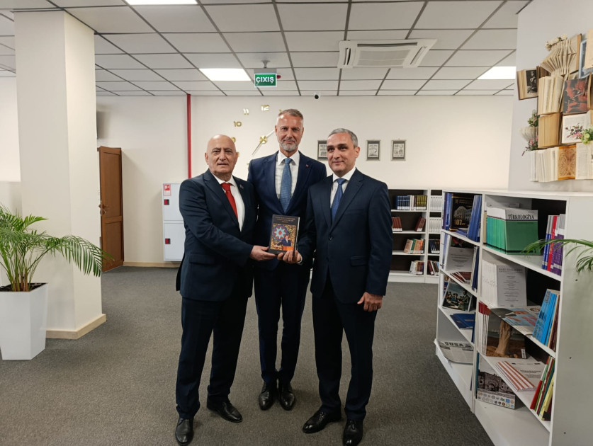 Slovakiya Milli Şurası sədrinin başçılıq etdiyi nümayəndə heyəti Xankəndidə quruculuq işləri ilə tanış olub<font color=red> - FOTOLAR</font>