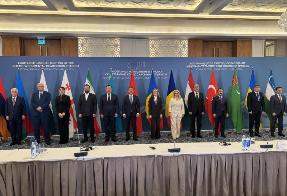Azərbaycan, Ukrayna, Qazaxıstan, Qırğızıstan və Özbəkistan arasında TRACECA Vahid Tranzit İcazəsi Sazişi imzalanıb<font color=red> - FOTOLAR</font>