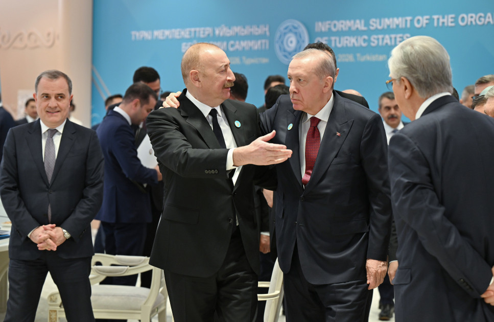 Prezident İlham Əliyev Türküstanda TDT-nin qeyri-rəsmi Zirvə görüşündə iştirak edib<font color='red'> - YENİLƏNİB 2</font><font color=red> - FOTOLAR</font>