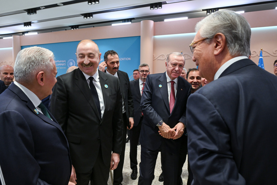 Prezident İlham Əliyev Türküstanda TDT-nin qeyri-rəsmi Zirvə görüşündə iştirak edib<font color='red'> - YENİLƏNİB 2</font><font color=red> - FOTOLAR</font>