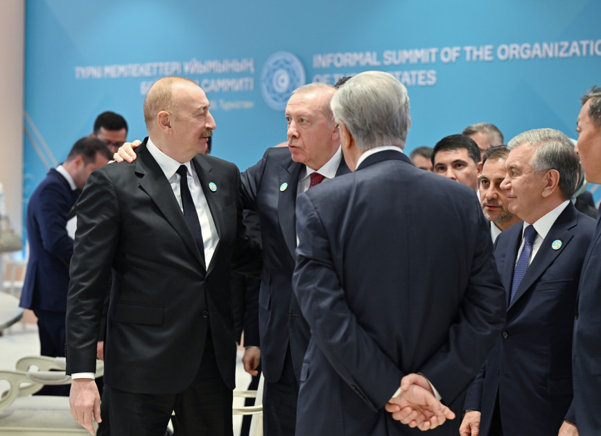 Prezident İlham Əliyev Türküstanda TDT-nin qeyri-rəsmi Zirvə görüşündə iştirak edib<font color='red'> - YENİLƏNİB 2</font><font color=red> - FOTOLAR</font>