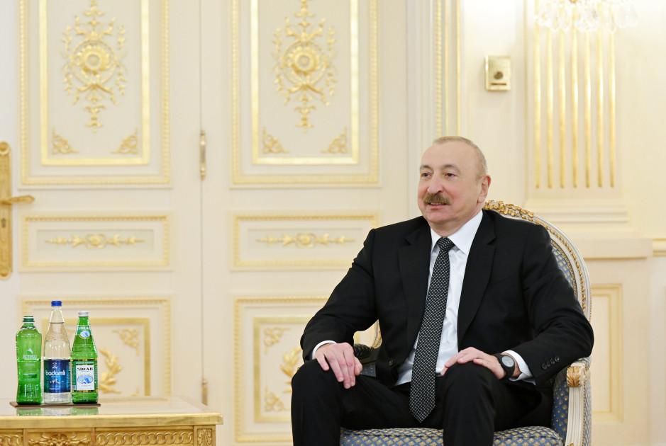 Prezident İlham Əliyev Serbiya Prezidenti ilə görüşüb<font color='red'> - YENİLƏNƏCƏK </font><font color=red> - FOTOLAR</font>