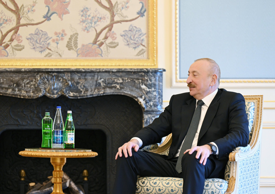 Prezident İlham Əliyev Birləşmiş Ərəb Əmirliklərinin energetika və infrastruktur nazirini qəbul edib<font color=red> - FOTOLAR</font>