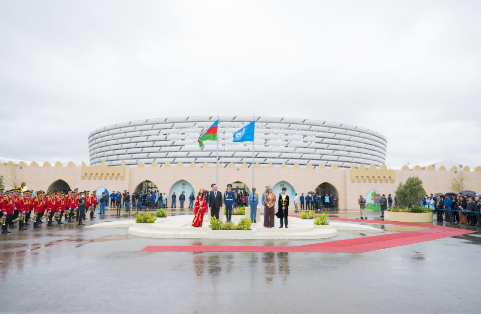 WUF13-ün ilk günü nazirlər görüşü, bayraq qaldırma mərasimi və Assambleya sessiyaları ilə yadda qalıb<font color=red> - FOTOLAR</font>