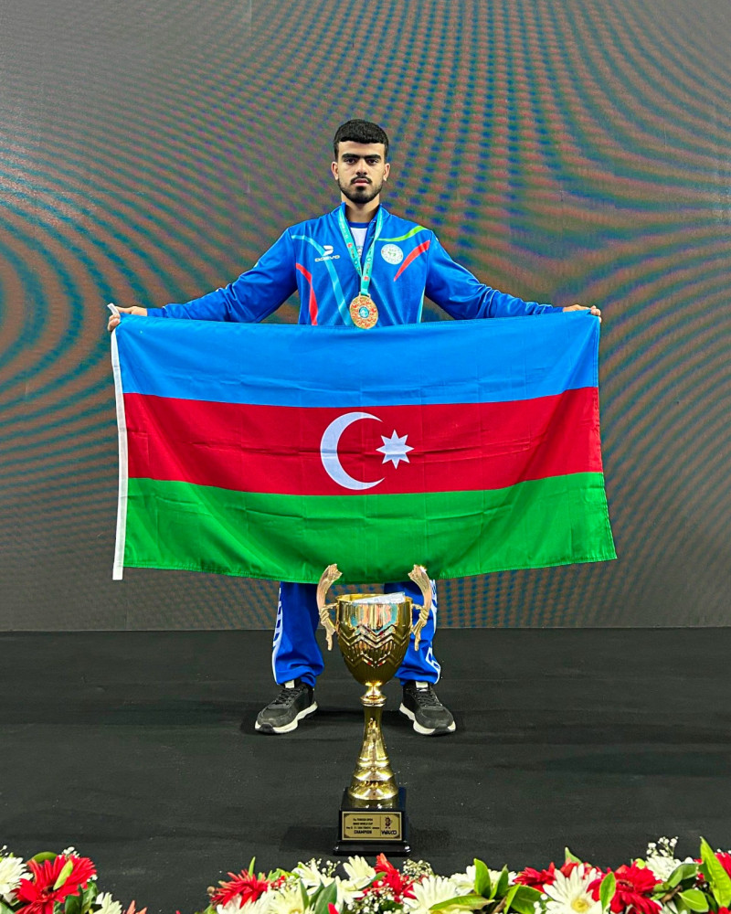 Naxçıvanlı idmançı dünya kubokunun sahibi olub<font color=red> - FOTOLAR</font>