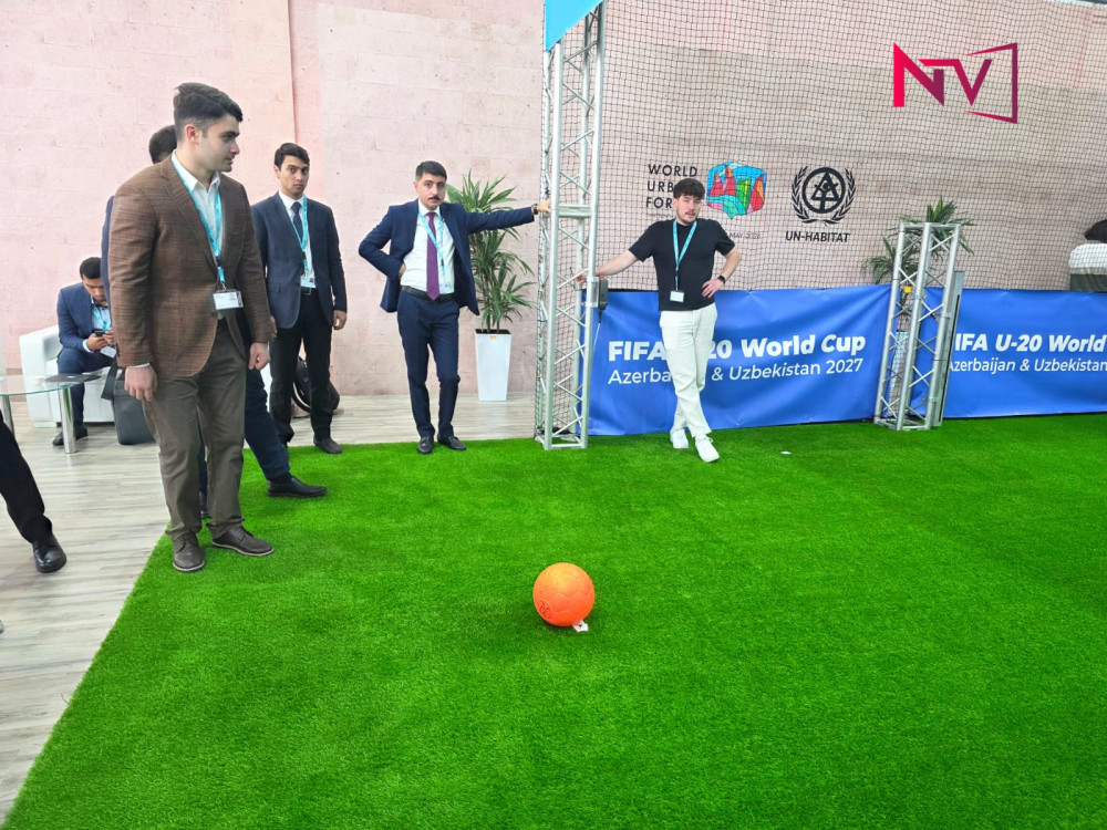 WUF13-də Azərbaycanda keçiriləcək U-20 dünya çempionatı ilə bağlı stend qurulub<font color=red> - FOTOLAR</font>