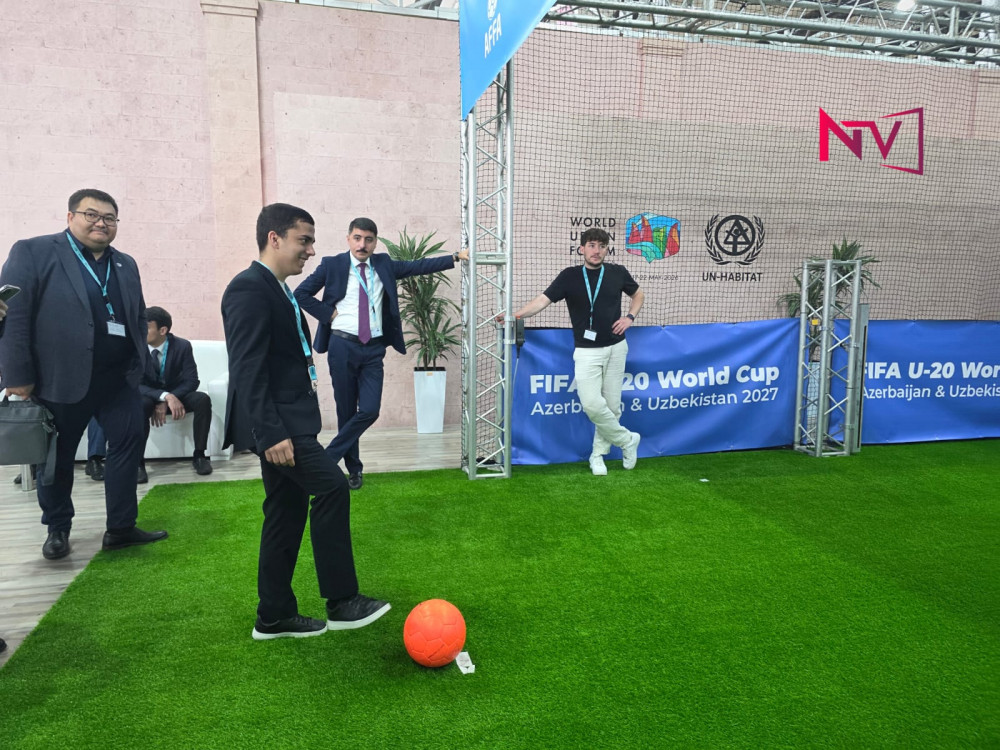 WUF13-də Azərbaycanda keçiriləcək U-20 dünya çempionatı ilə bağlı stend qurulub<font color=red> - FOTOLAR</font>