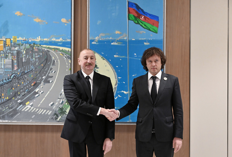 Prezident İlham Əliyevin Gürcüstanın Baş naziri ilə görüşü olub<font color=red> - FOTOLAR</font>