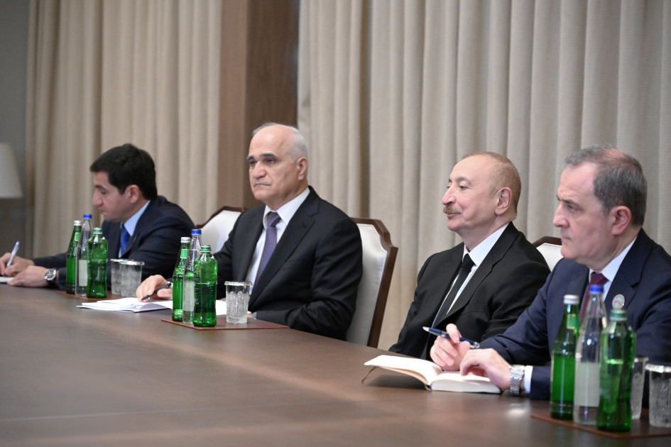 Prezident İlham Əliyev Çin Dövlət Şurasının Baş nazirinin müavinini qəbul edib<font color=red> - FOTOLAR</font>
