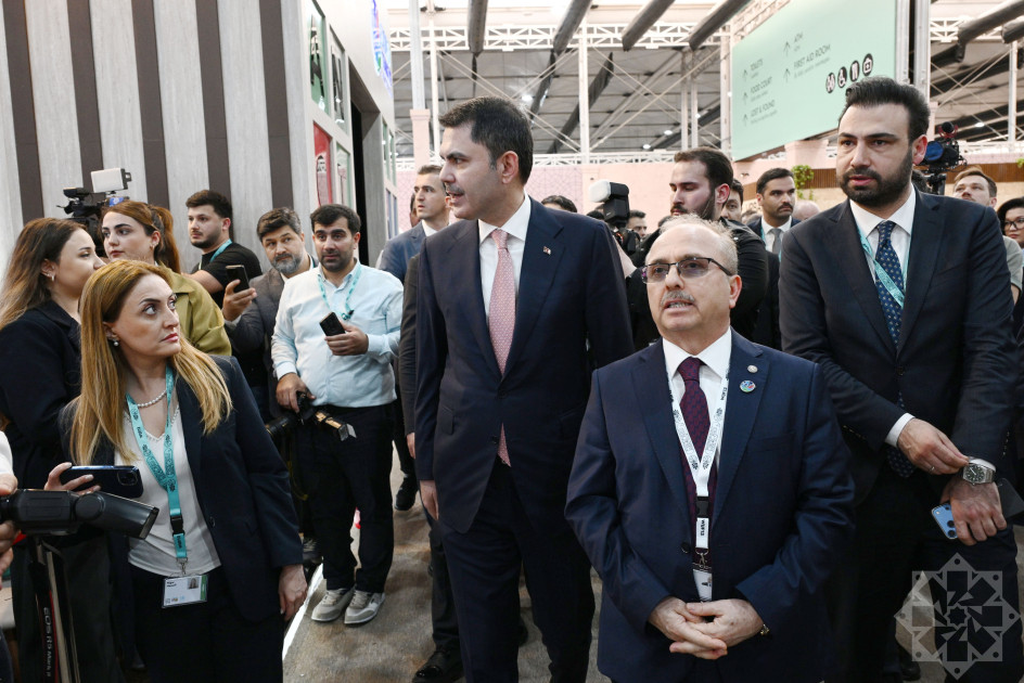 Türkiyə rəsmiləri WUF13 çərçivəsində “Urban Expo” sərgisi ilə tanış olublar<font color=red> - FOTOLAR</font>