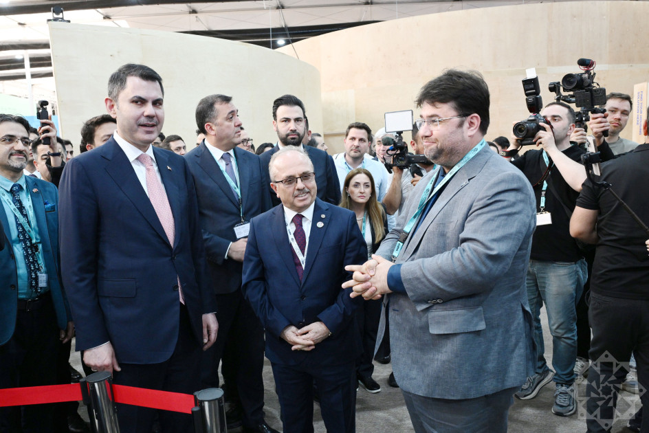 Türkiyə rəsmiləri WUF13 çərçivəsində “Urban Expo” sərgisi ilə tanış olublar<font color=red> - FOTOLAR</font>