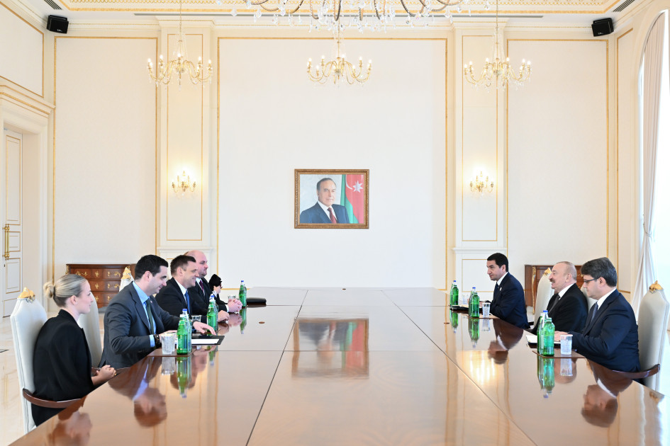 Prezident İlham Əliyev Slovakiya Baş nazirinin müavinini qəbul edib <font color=red> - FOTOLAR</font>