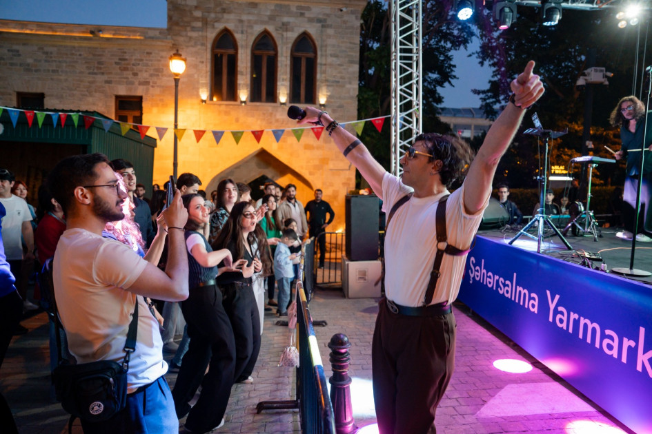 WUF13 çərçivəsində “Şəhərsalma yarmarkası” təşkil olunub<font color=red> - FOTOLAR</font>
