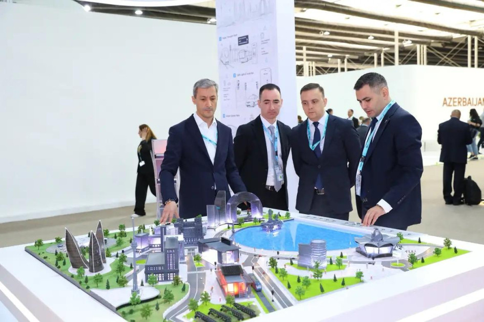 XRİTDX WUF13-də kibertəhlükəsizliyin dayanıqlı şəhərlərin inkişafındakı rolunu nümayiş etdirir<font color=red> - FOTOLAR</font>