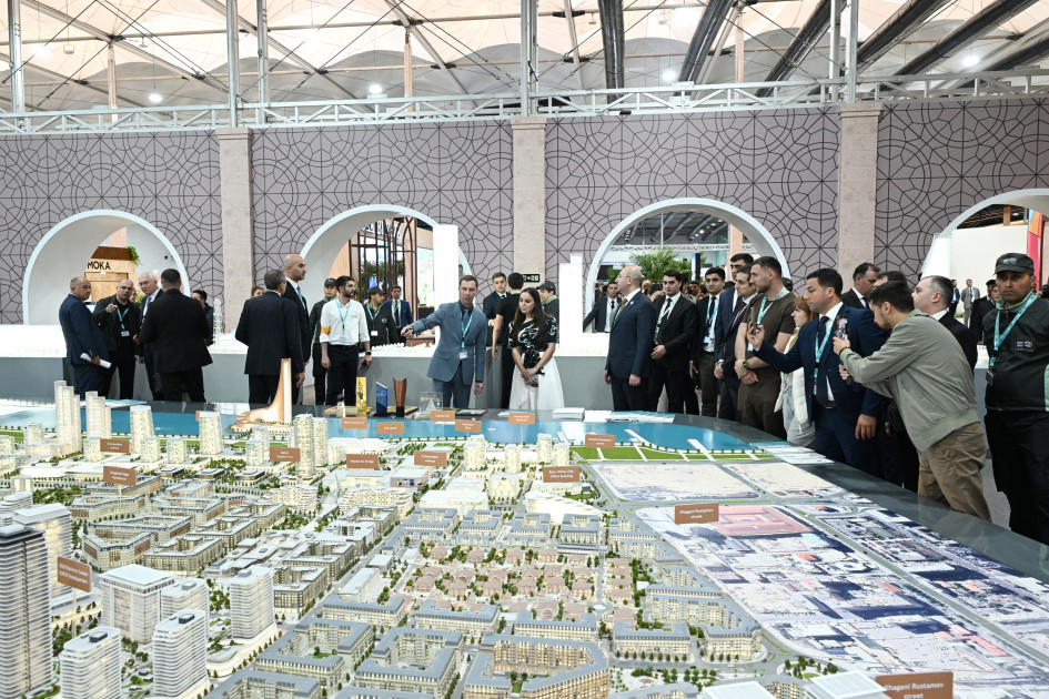 Leyla Əliyeva və Arzu Əliyeva "Urban Expo" sərgisi ilə tanış olublar<font color=red> - FOTOLAR</font>